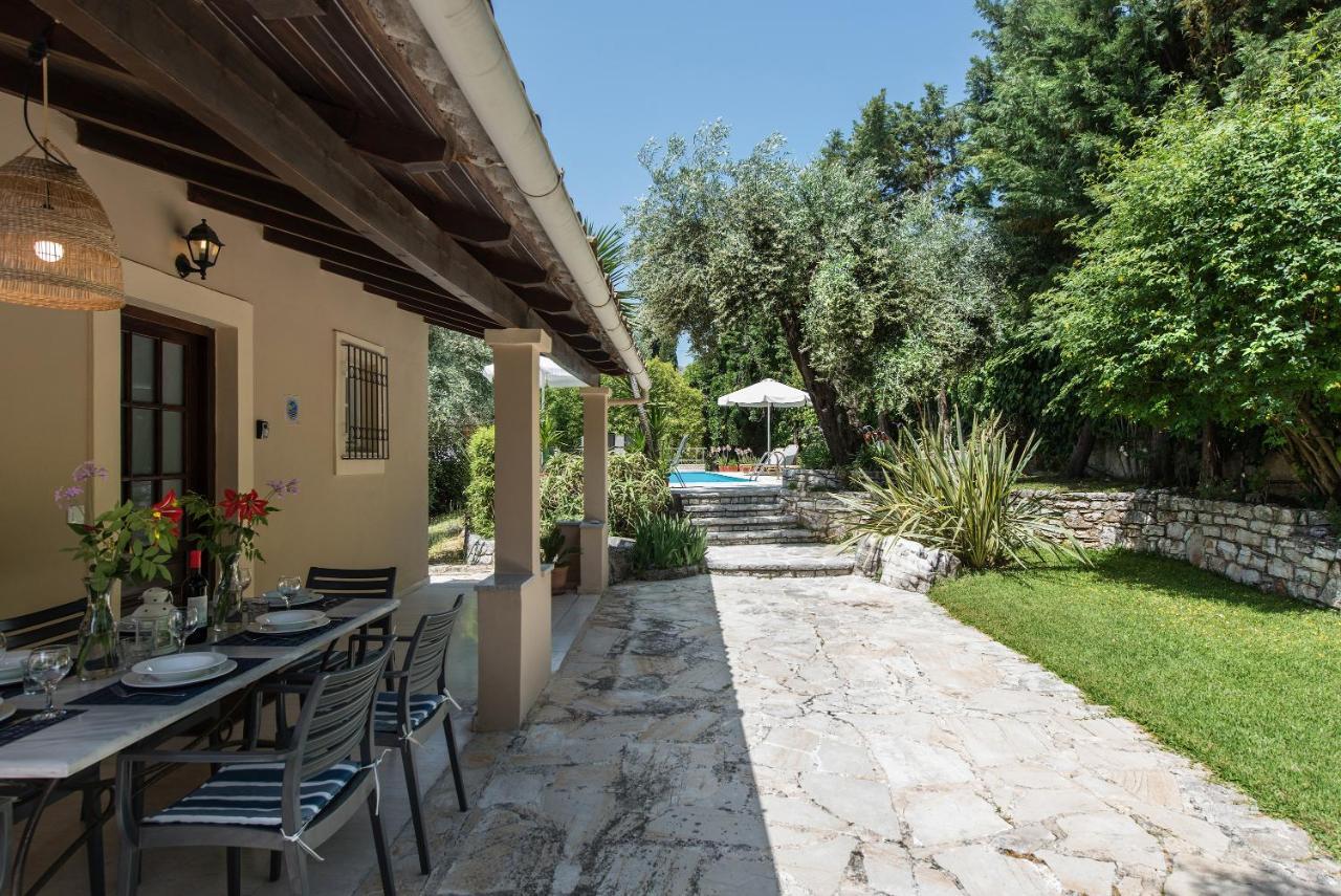 Villa Apleton Kassiopi Luaran gambar