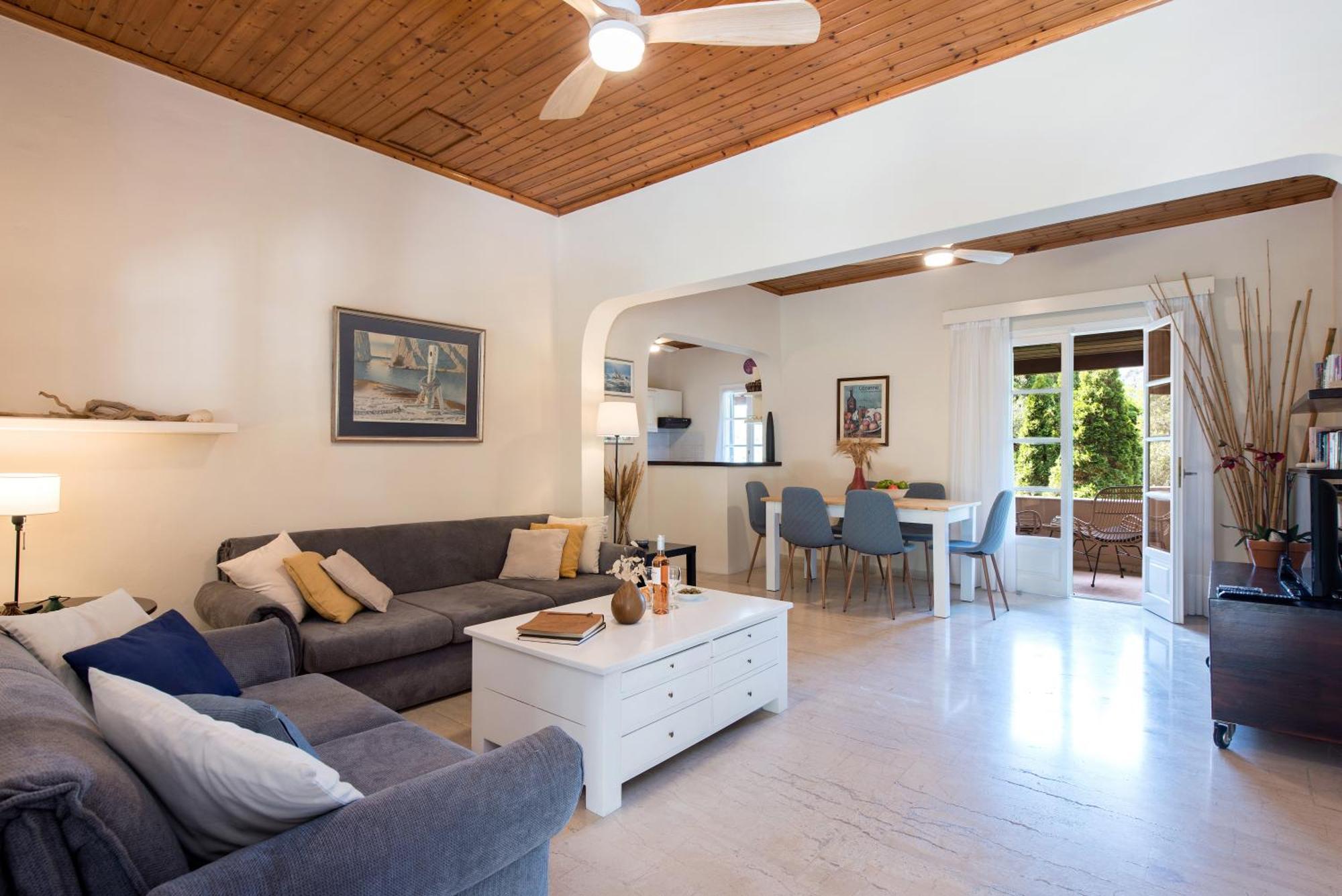 Villa Apleton Kassiopi Luaran gambar