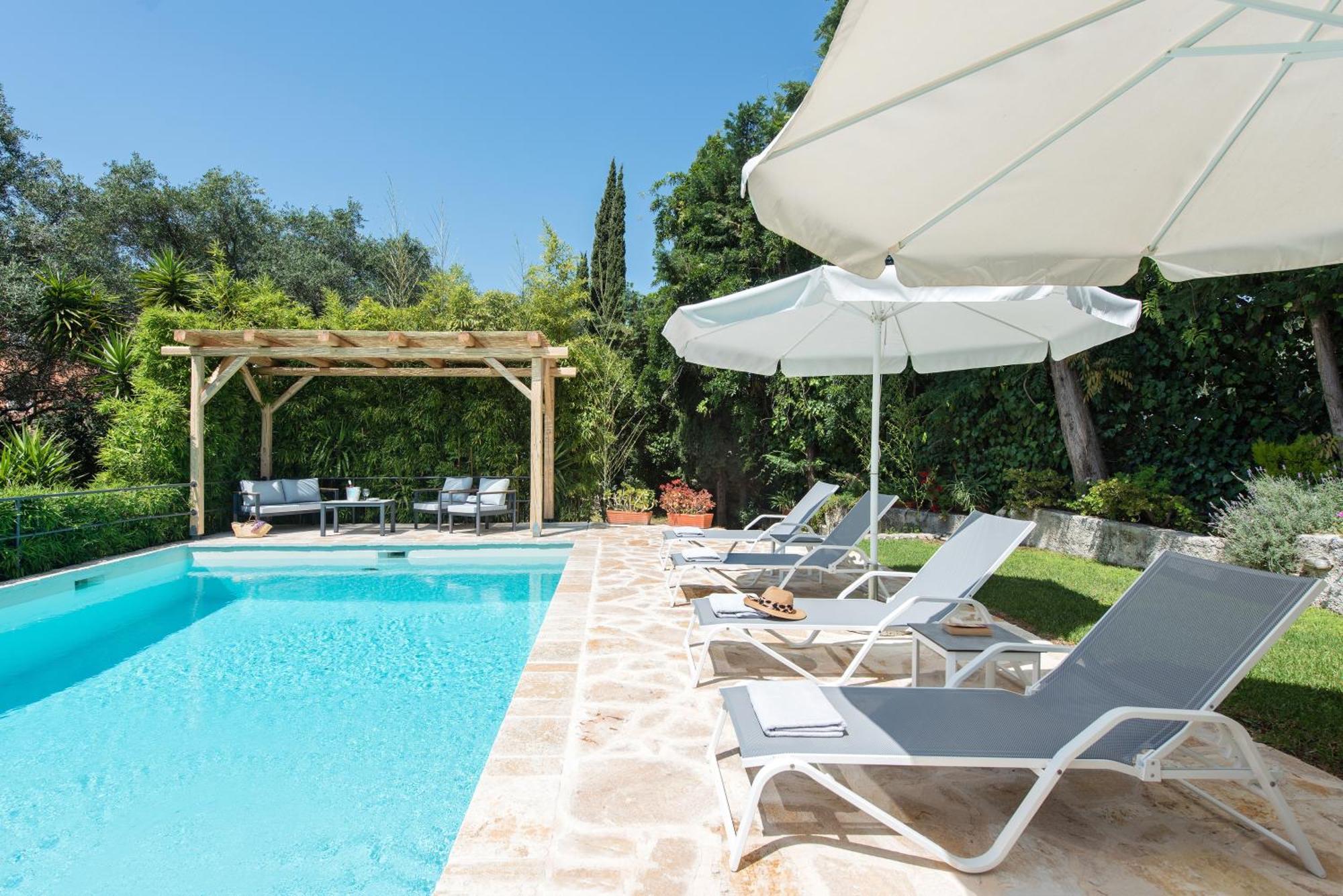 Villa Apleton Kassiopi Luaran gambar