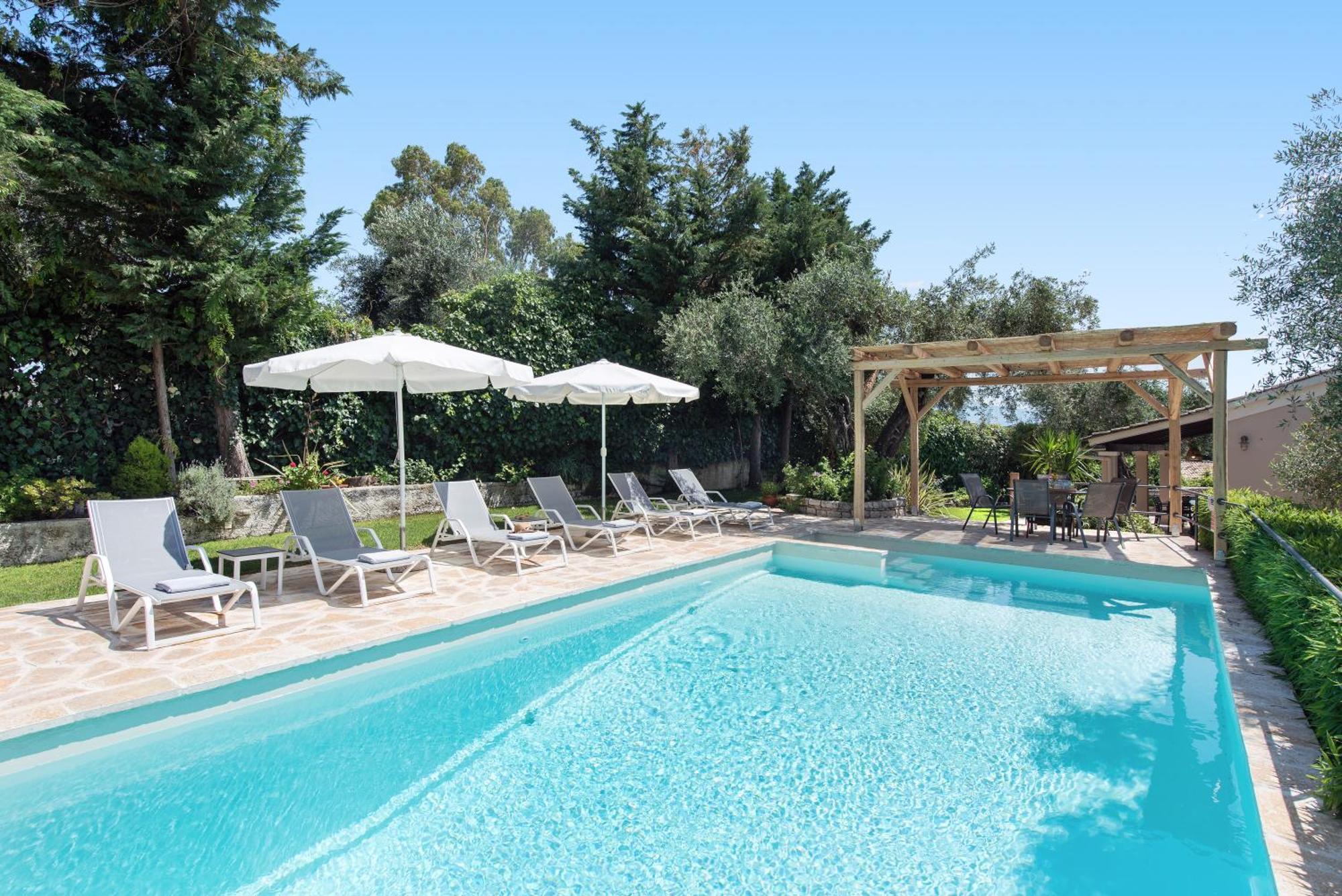 Villa Apleton Kassiopi Luaran gambar